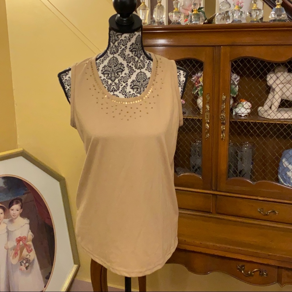 Dynashape New Tan Sleeveless Maternity Top with Sequins.